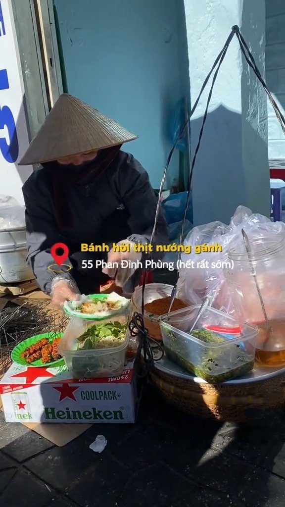 Bánh hỏi thịt nướng